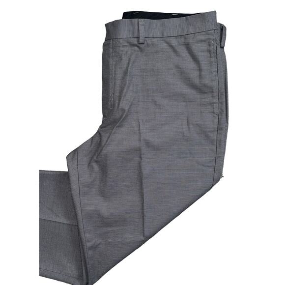 LL Bean Men's Classic Fit Pants Size 37 Inseam 33" Gray Flat Front Straight Leg - Picture 6 of 12